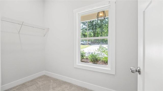 3902 Bouldercrest Road, Ellenwood, GA 30294