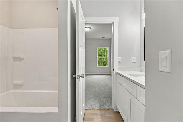 3902 Bouldercrest Road, Ellenwood, GA 30294