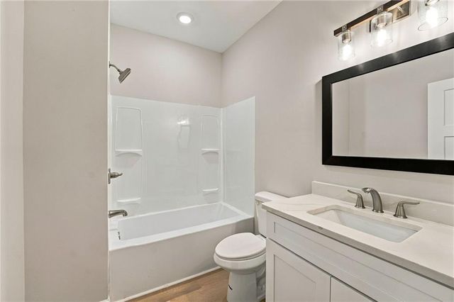 3902 Bouldercrest Road, Ellenwood, GA 30294