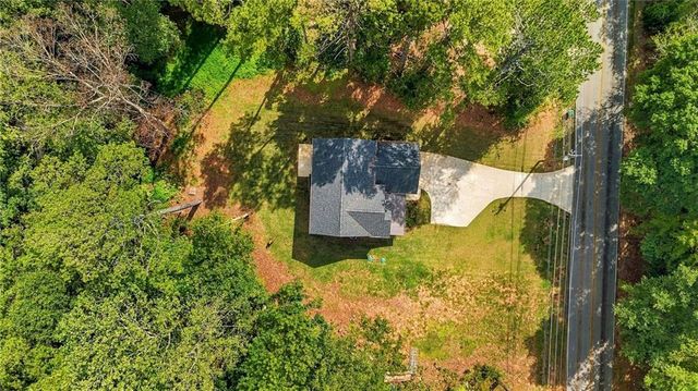 3902 Bouldercrest Road, Ellenwood, GA 30294