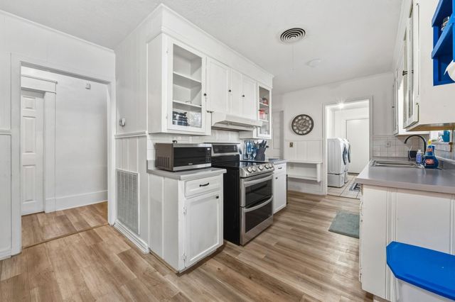 945 N Travis Street, Liberty, TX 77575