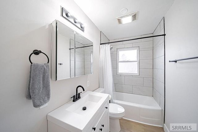 696 Gladstone Street, Idaho Falls, ID 83401