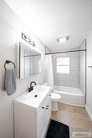 696 Gladstone Street, Idaho Falls, ID 83401