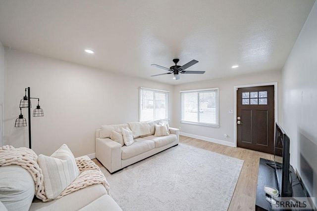 696 Gladstone Street, Idaho Falls, ID 83401