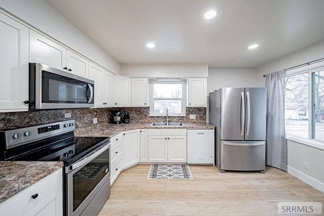 696 Gladstone Street, Idaho Falls, ID 83401