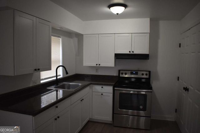 1156 Triple Hill Drive E, Macon, GA 31206