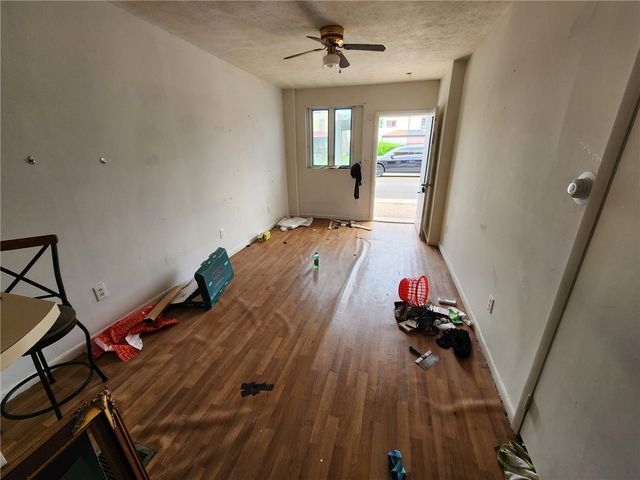 721 Monongahela Ave, Glassport, PA 15045