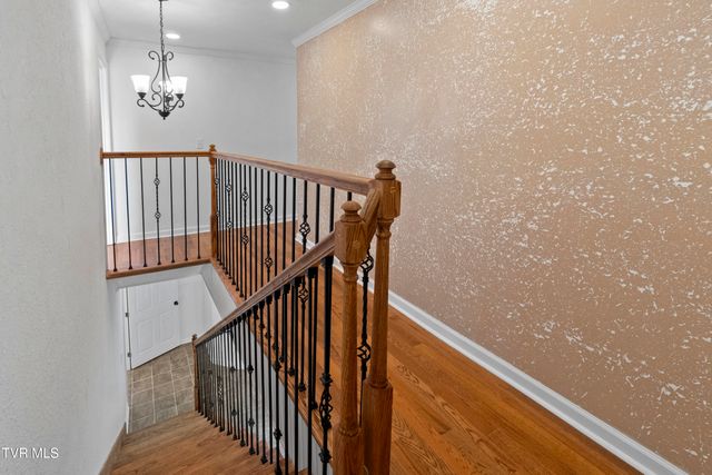 152 Hemlock Street, Mount Carmel, TN 37645