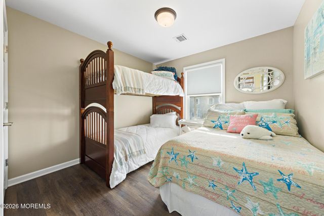 68 Florence Lane, Beach Haven West, NJ 08050