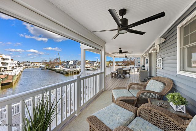 68 Florence Lane, Beach Haven West, NJ 08050