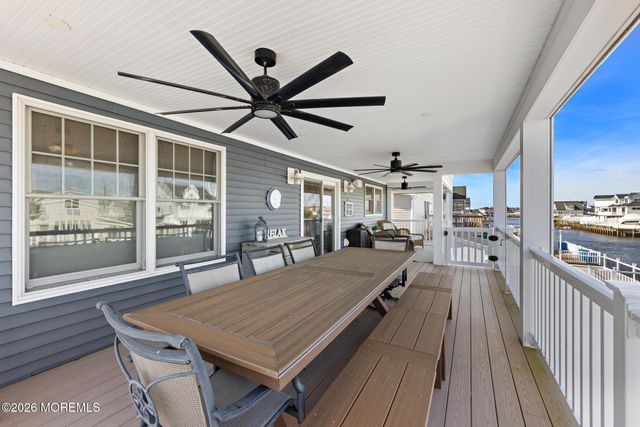 68 Florence Lane, Beach Haven West, NJ 08050