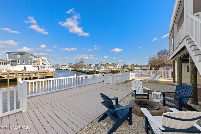 68 Florence Lane, Beach Haven West, NJ 08050
