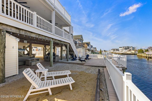 68 Florence Lane, Beach Haven West, NJ 08050