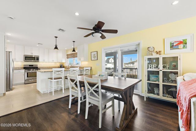 68 Florence Lane, Beach Haven West, NJ 08050