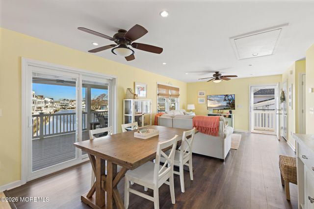 68 Florence Lane, Beach Haven West, NJ 08050