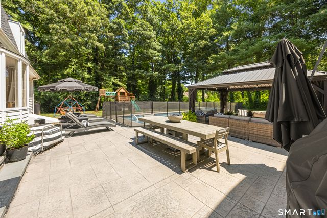 570 Riverside Drive, Cheshire, CT 06410