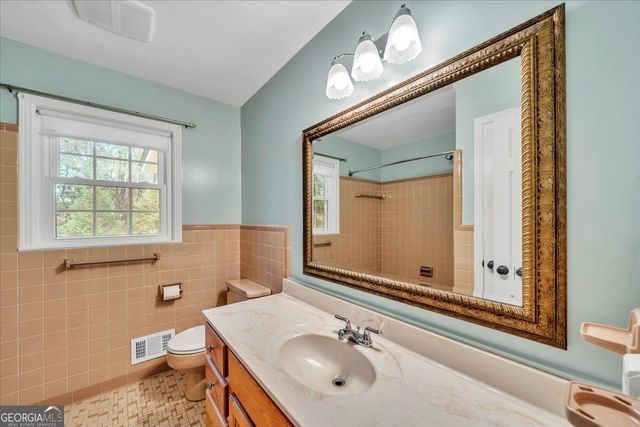 220 Brookwood Drive, Dublin, GA 31021