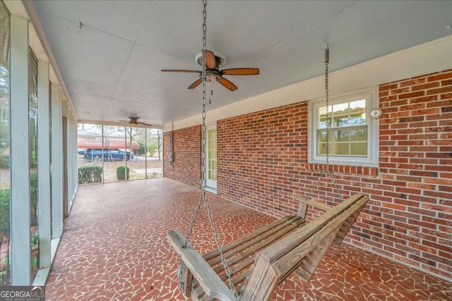 220 Brookwood Drive, Dublin, GA 31021