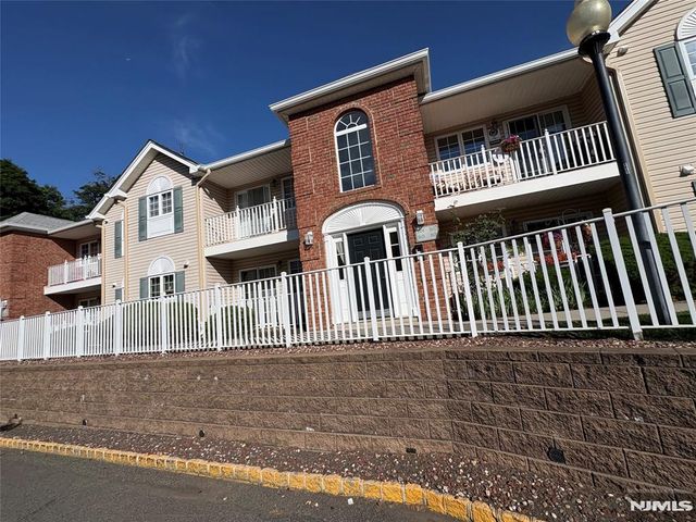 105 Roseland Avenue 1601, Caldwell, NJ 07006