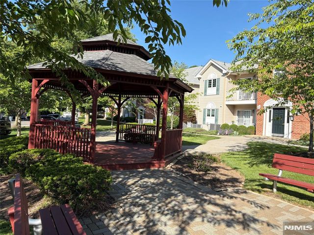 105 Roseland Avenue 1601, Caldwell, NJ 07006