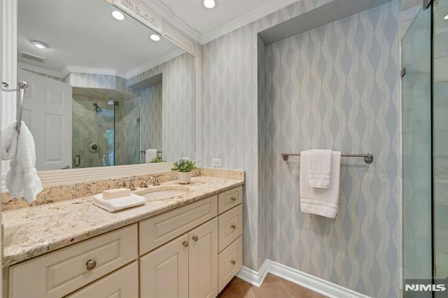 105 Roseland Avenue 1601, Caldwell, NJ 07006
