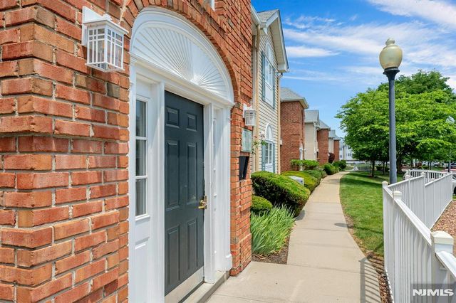 105 Roseland Avenue 1601, Caldwell, NJ 07006