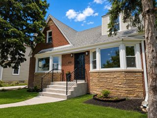 4727 N Newcastle Avenue, Harwood Heights, IL 60706