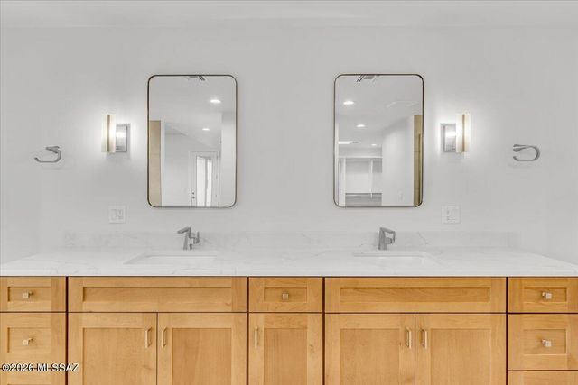 14821 Diamond F Rnch Place, Vail, AZ 85641