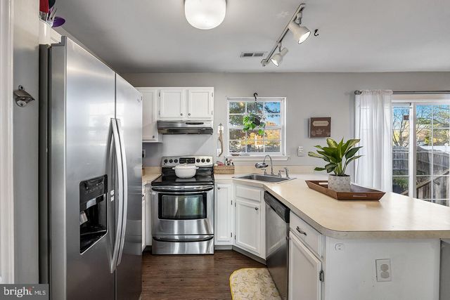 72 PONDVIEW LN, Sicklerville, NJ 08081