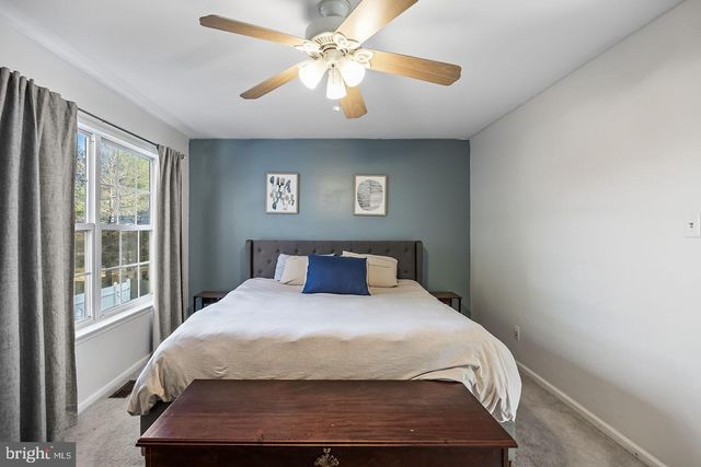 72 PONDVIEW LN, Sicklerville, NJ 08081