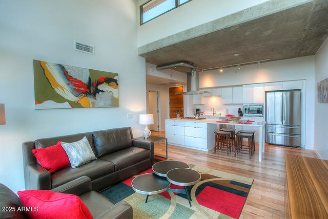 100 W PORTLAND Street 506, Phoenix, AZ 85003