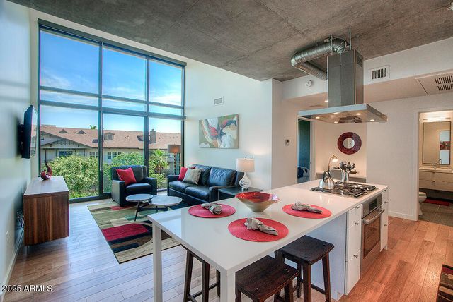 100 W PORTLAND Street 506, Phoenix, AZ 85003