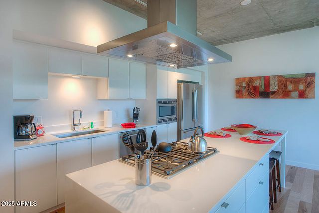 100 W PORTLAND Street 506, Phoenix, AZ 85003