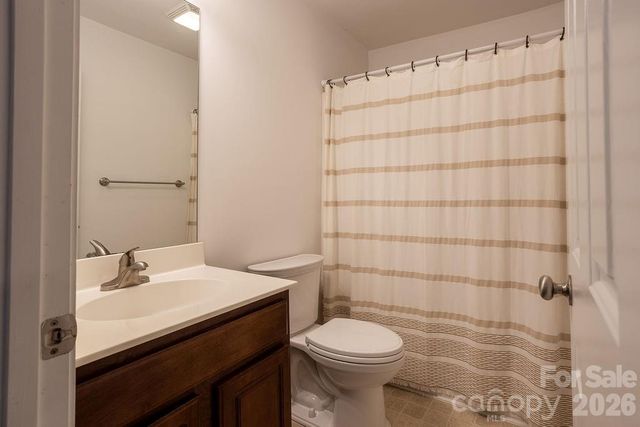31 Amersham Lane, Fletcher, NC 28732