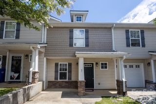 31 Amersham Lane, Fletcher, NC 28732