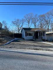 244 Dupont Ave, Hopatcong Boro, NJ 07843