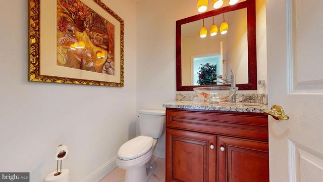 39 MIDBRIDGE DRIVE, Medford, NJ 08055
