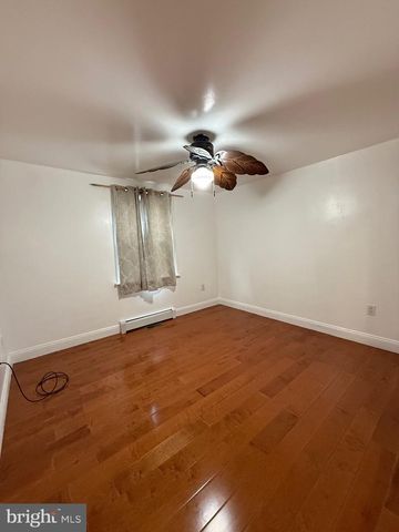 3220 GUILFORD ST, Philadelphia, PA 19136