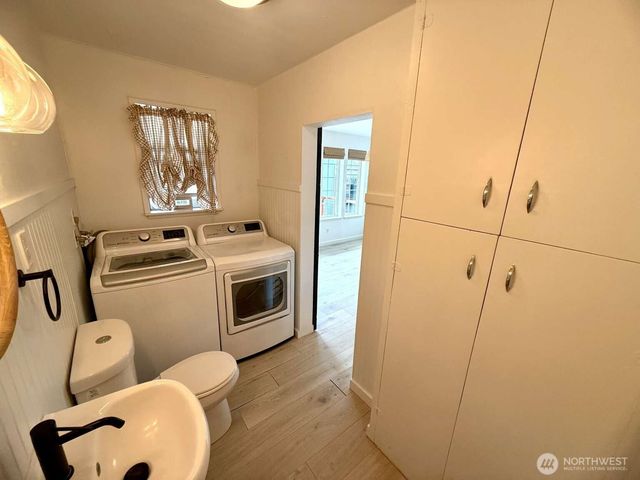 704 Kansas Street SW, Orting, WA 98360