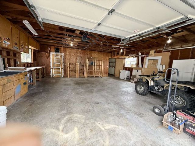704 Kansas Street SW, Orting, WA 98360