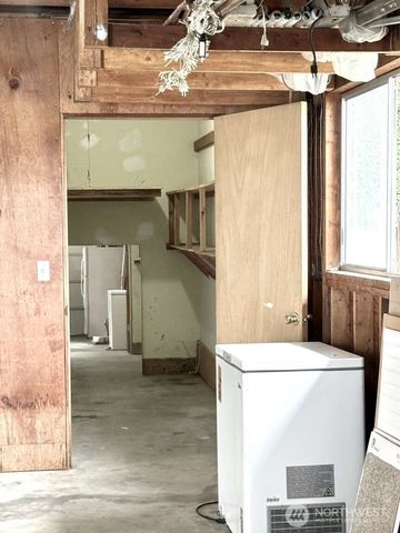 704 Kansas Street SW, Orting, WA 98360
