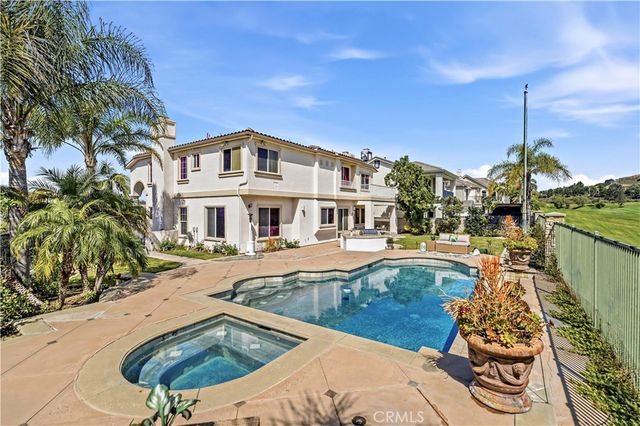17601 Edgewood, Yorba Linda, CA 92886
