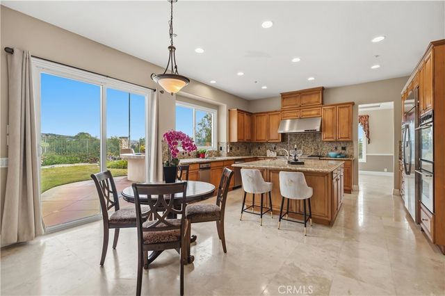 17601 Edgewood, Yorba Linda, CA 92886