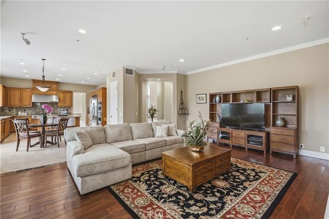 17601 Edgewood, Yorba Linda, CA 92886