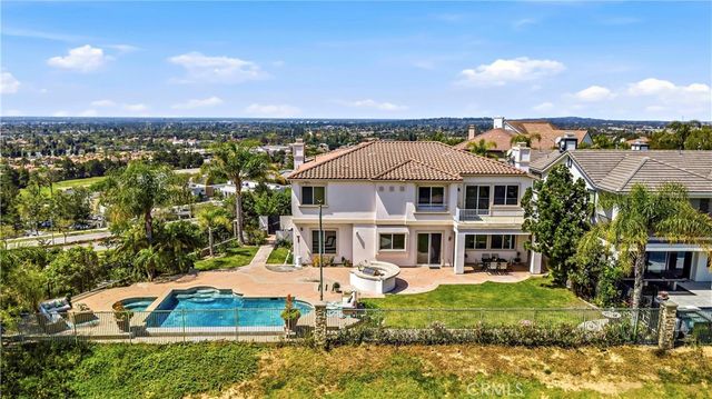 17601 Edgewood, Yorba Linda, CA 92886