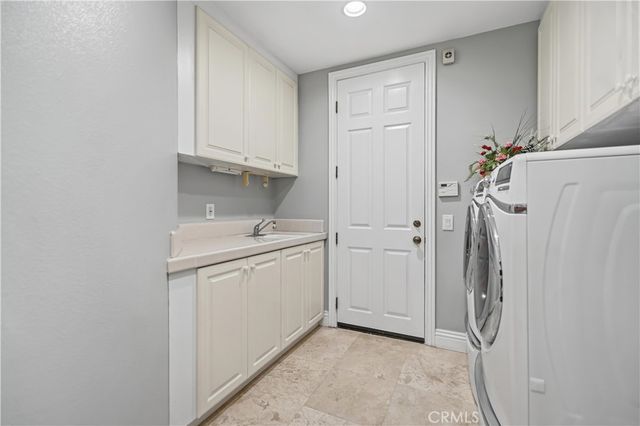17601 Edgewood, Yorba Linda, CA 92886