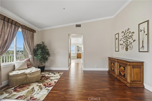 17601 Edgewood, Yorba Linda, CA 92886