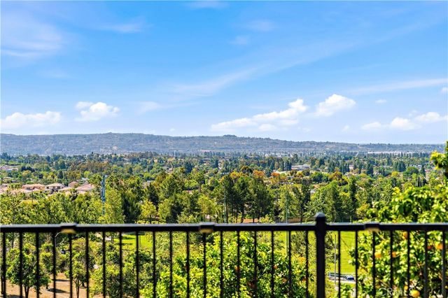 17601 Edgewood, Yorba Linda, CA 92886