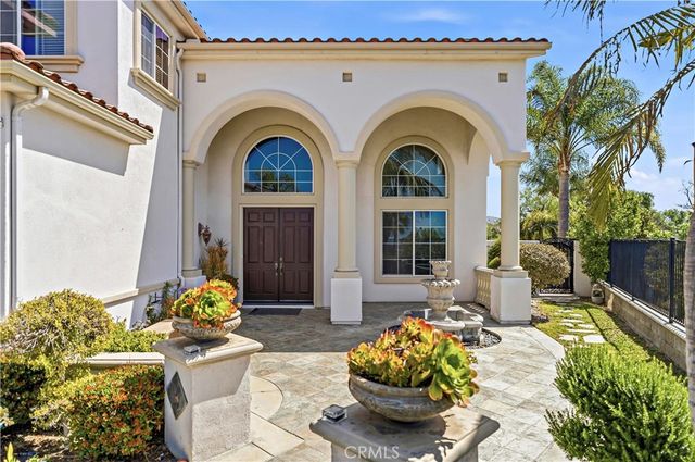 17601 Edgewood, Yorba Linda, CA 92886
