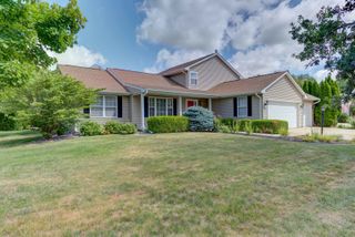 3006 Countrybend Lane, Champaign, IL 61822